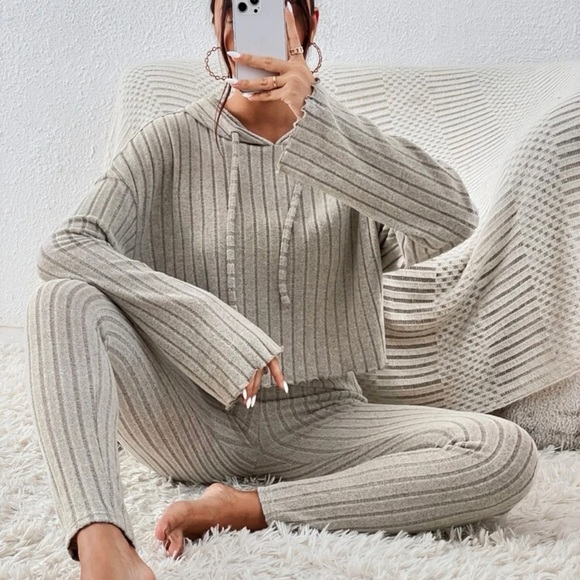 Drop Shoulder Drawstring Hoodie & Leggings *NEW* - Picture 6 of 6